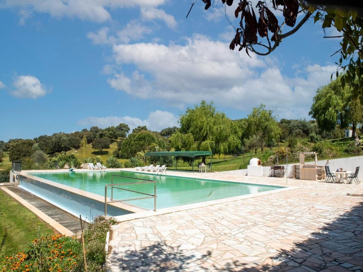 House With Authentic Tiling And Antique Furniture Villa Montemor-o-Novo Exterior photo