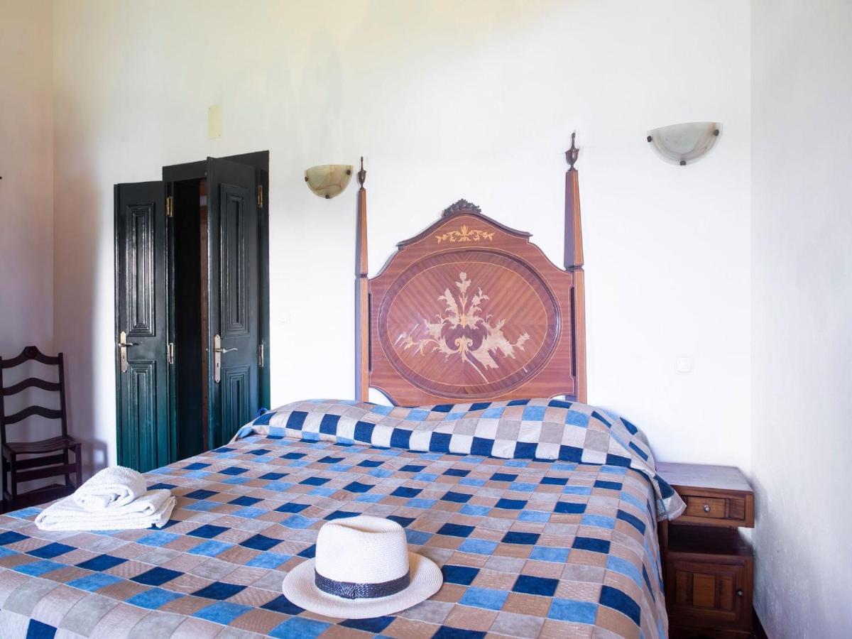 House With Authentic Tiling And Antique Furniture Villa Montemor-o-Novo Exterior photo