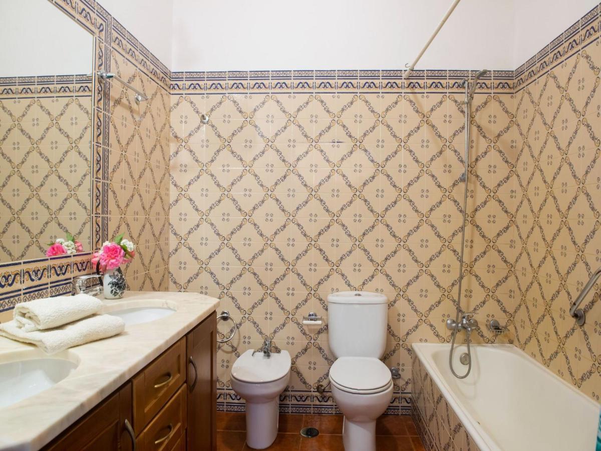 House With Authentic Tiling And Antique Furniture Villa Montemor-o-Novo Exterior photo