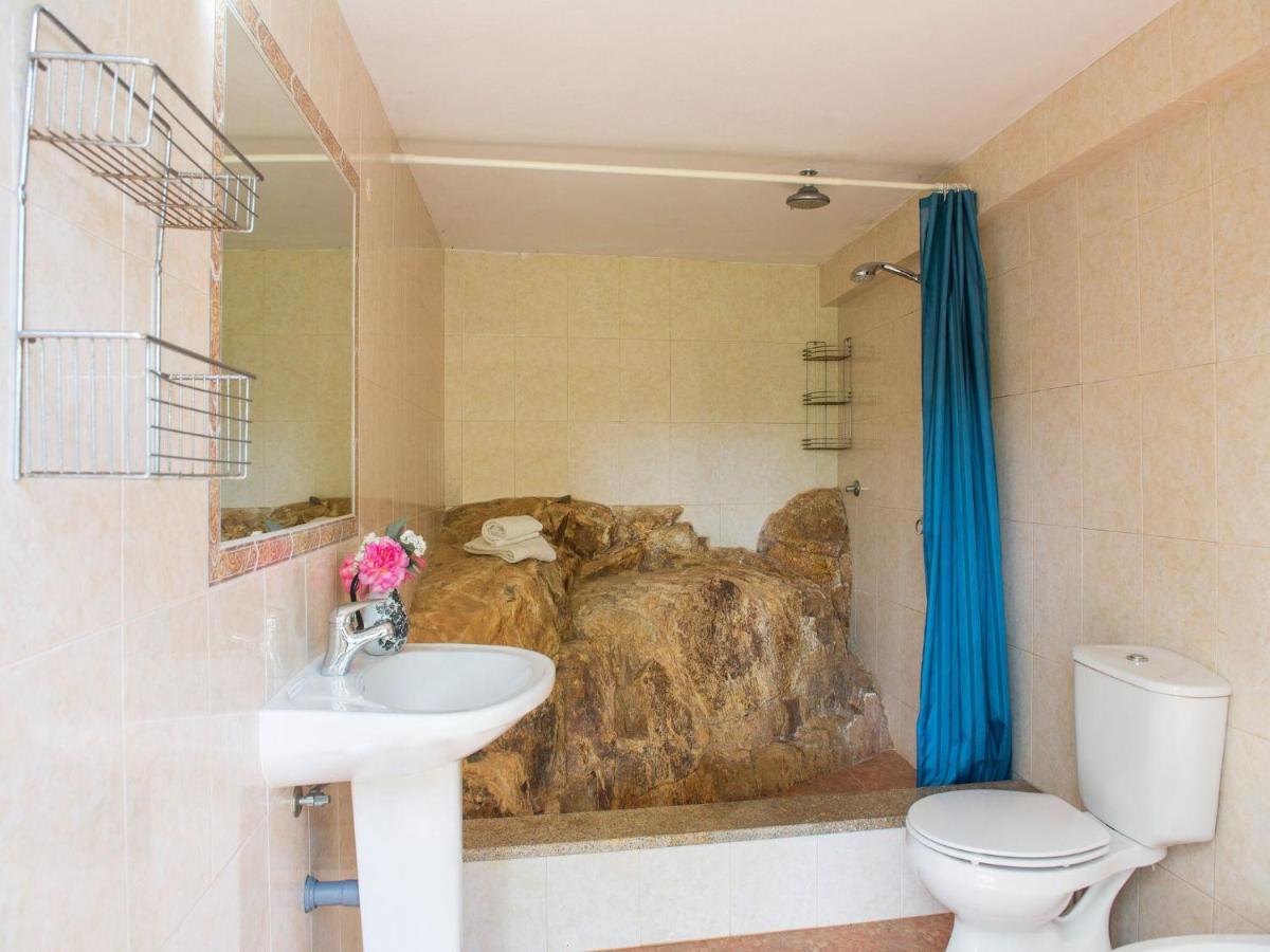 House With Authentic Tiling And Antique Furniture Villa Montemor-o-Novo Exterior photo